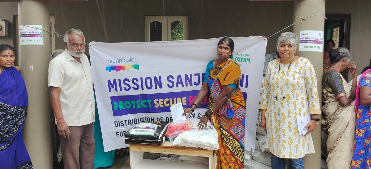 KavithaReddyKR's tweet photo. Ration Kits Distribution for SC &amp; ST Community in Muthanallur! #MissionSanjeevani #DryRation #KavithaReddyBlr https://t.co/VstHAEDnHM
