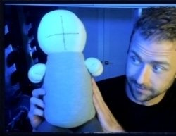 MadCombatConf2's tweet photo. Friendly reminder that Krinkels has a grunt plushie and put his 2BDamned mask on it. https://t.co/5OfSmiUfqg