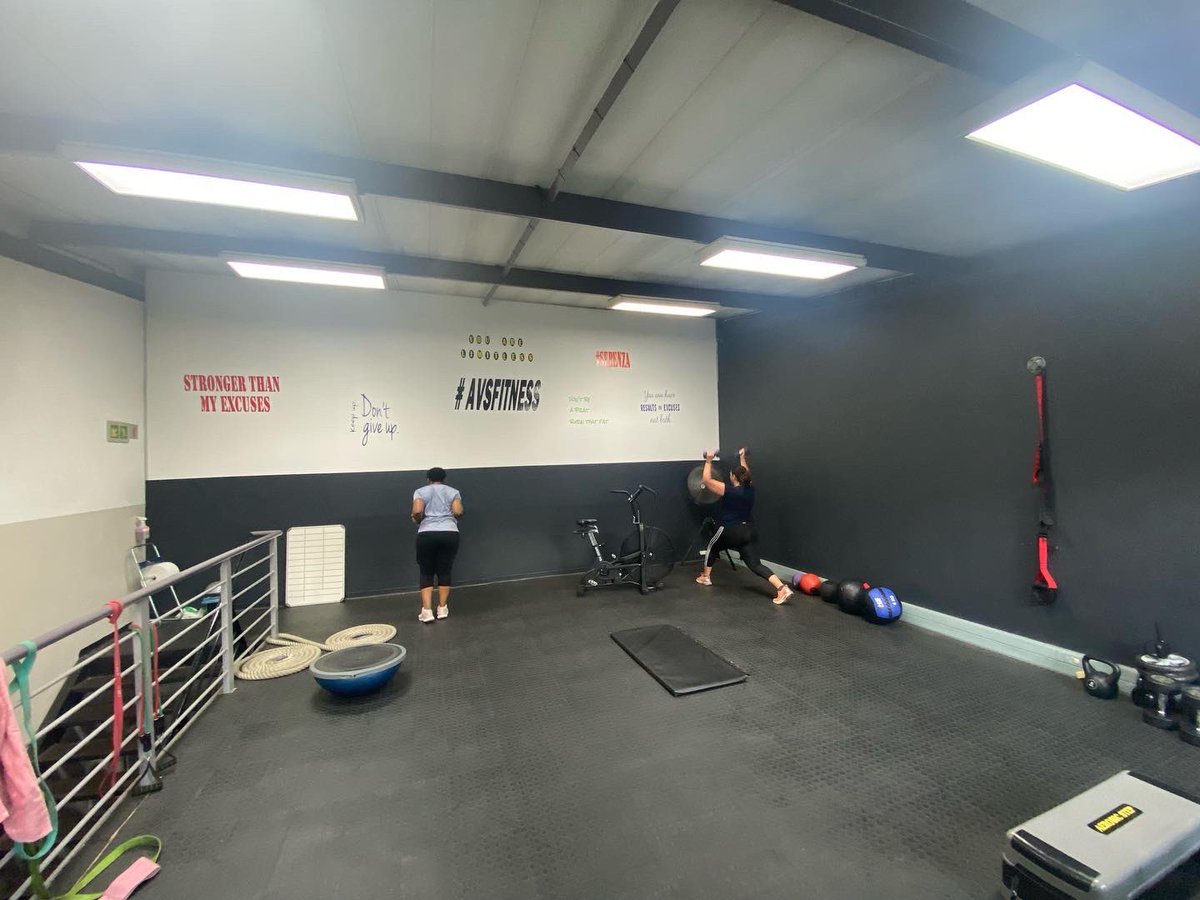 audas_vanschoor's tweet photo. #NEVERMISSAMONDAY
@avsfitness will get you back on track 🚨
#AVSFITNESS #Motivation #NEVERGIVEUP #FetchYourBody2021 #AVSFUNCTIONALSTUDIO #WORKOUT #AvsGear #LIFESTYLE #CONSISTENCY #GetWetInSweat #PROGRESS #BELIEVE #TEAMAVS https://t.co/awzLi8ZYt2