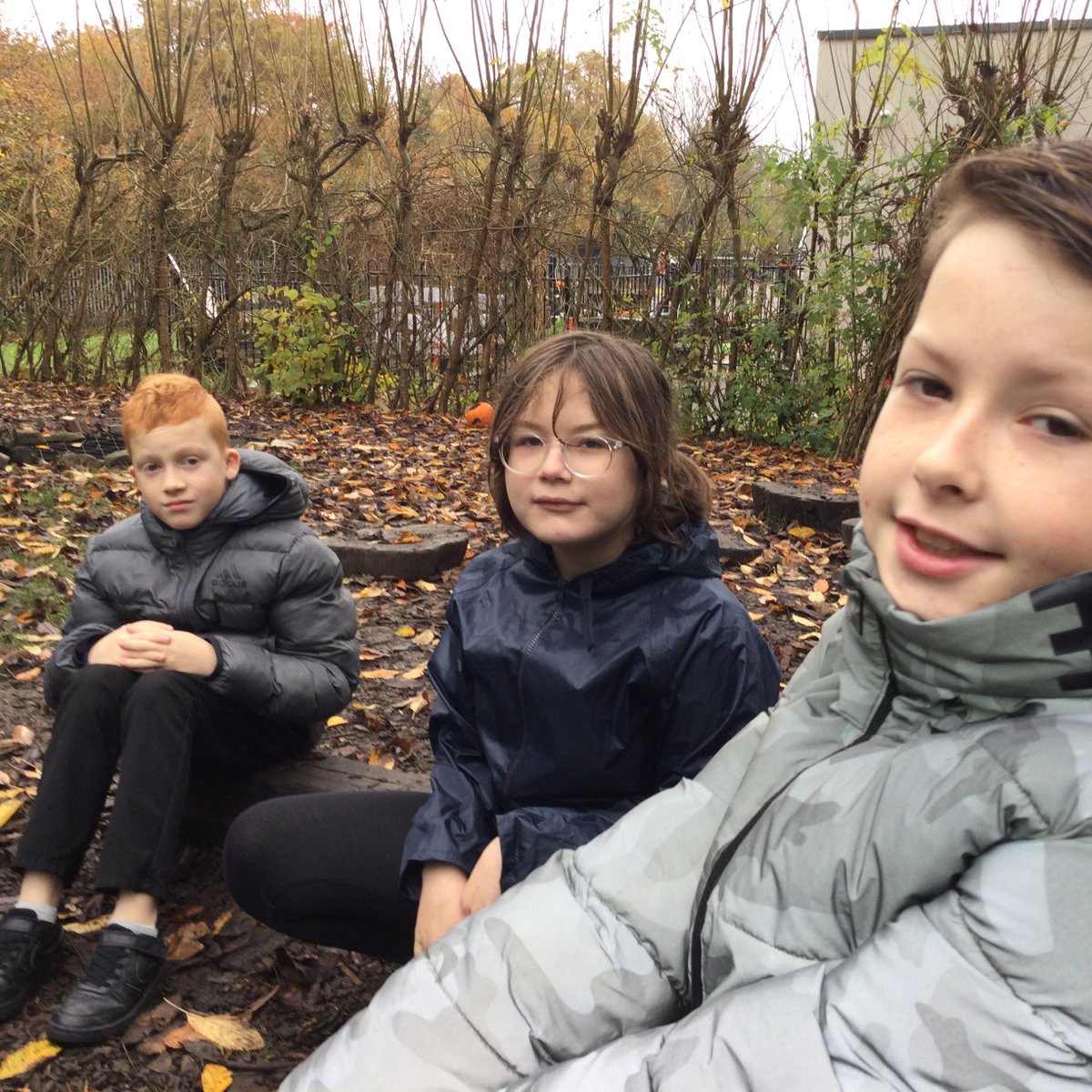 HTPSMrs_Pullin's tweet photo. Year 6 outdoor fun in the Willow Garden. #outdooorlearning https://t.co/mpg2ZyIrMS