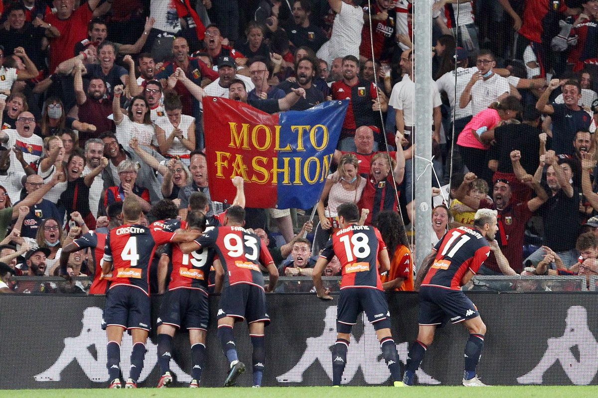 azangrillo's tweet photo. ❤️💙 È per questo che lottiam 🎵 

#ForzaGenoa https://t.co/rTOYAjoJ54