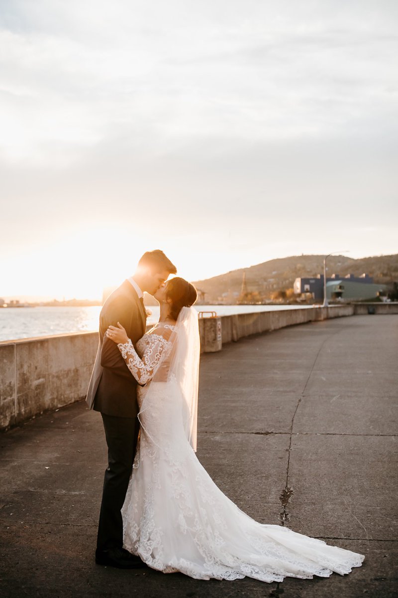 __Tr3v__'s tweet photo. Life update!!!

I got to marry the love of my life a little over a week ago, and I couldn’t be any happier ❤️

Thank you for being everything I could’ve asked for @___J3N___ https://t.co/7UY4uTyLbR