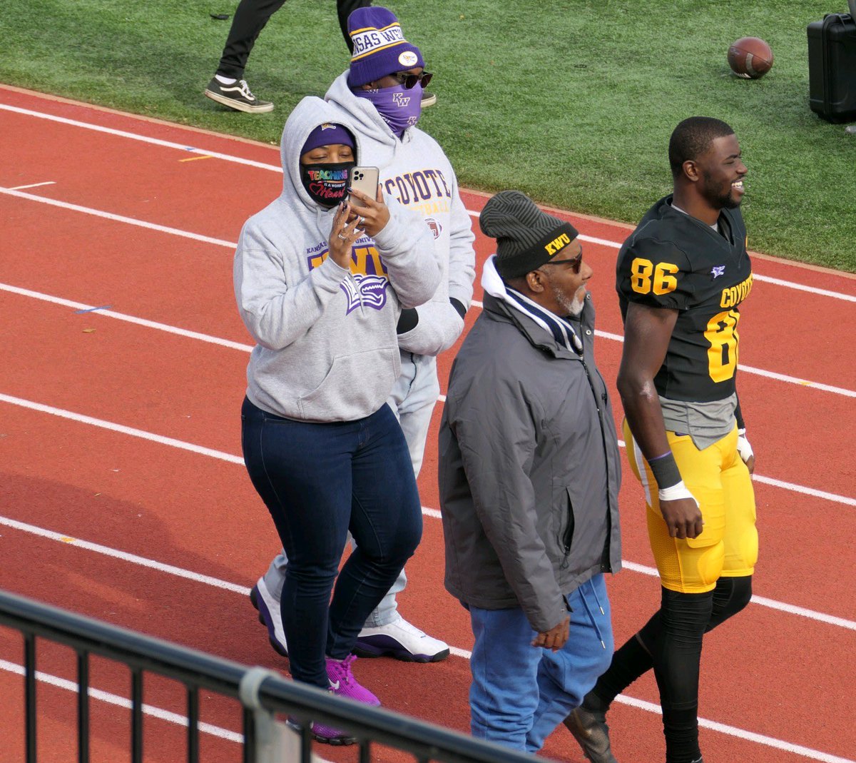 erenjenkins7's tweet image. The only people that understands me. #MySupportSystem #OneLove 🤞🏾🤞🏾🤞🏾🤞🏾