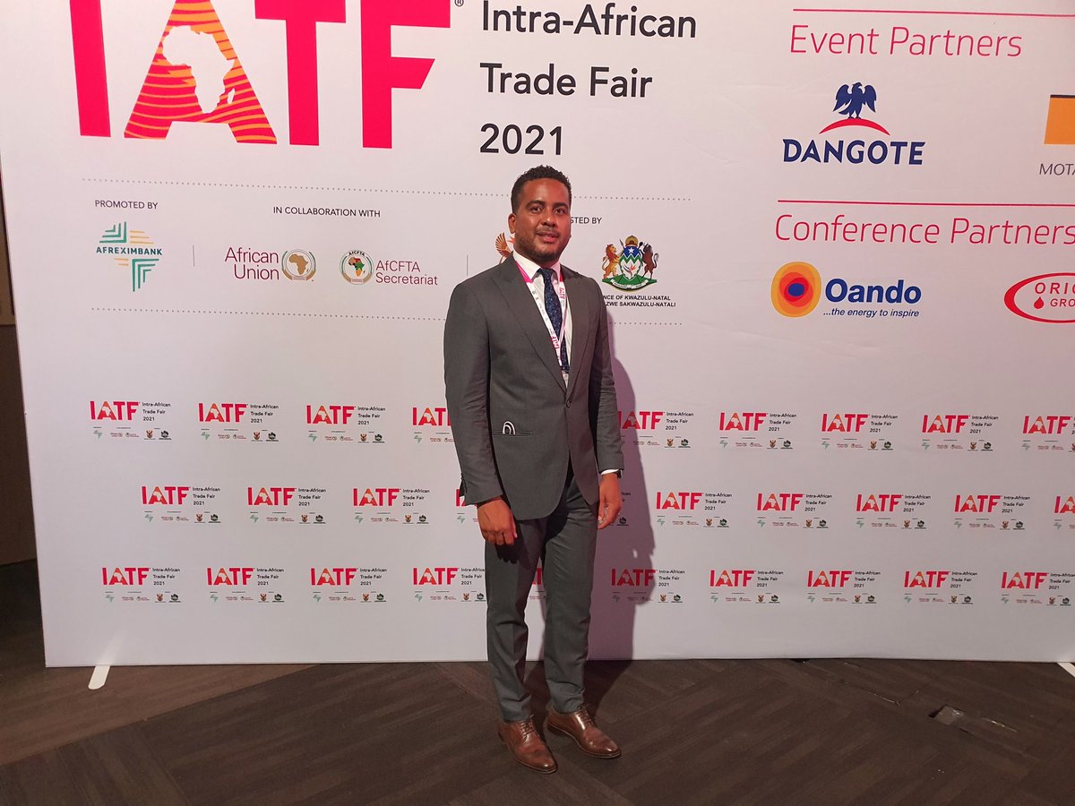 Danilojoventura's tweet photo. The second edition of the Intra-African trade fair is a reality... Together we managed to build bridges. https://t.co/taC7Yr7QGh
#IATF2021 #Afriximbank https://t.co/8FNB162jNL