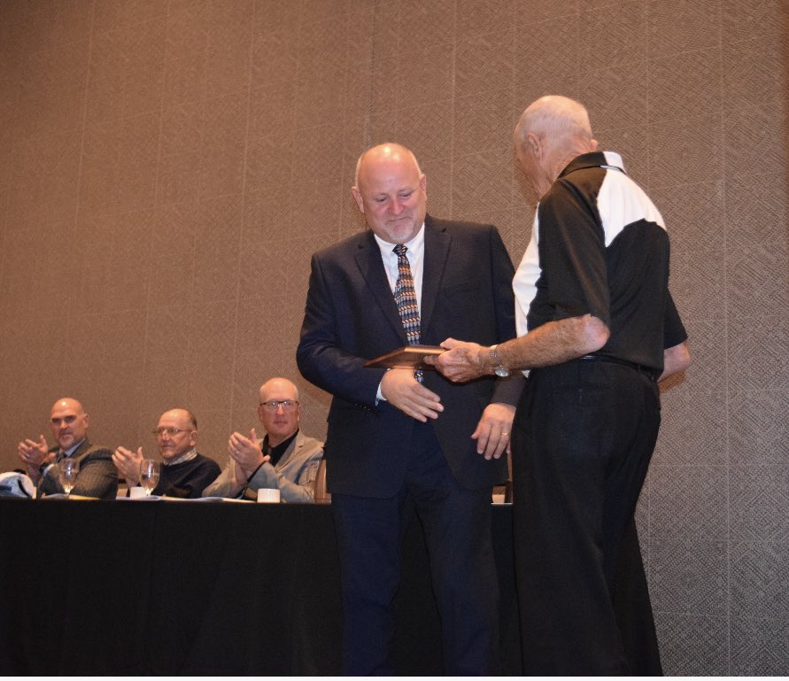 peterson13_jeff's tweet photo. It was exciting to see Coach Carlson inducted into the Minnesota State High School Baseball Coaches Association Hall of Fame this past weekend! Well deserved! He had a positive impact on the lives of hundreds of athletes over the years.@BaseballCrimson @MGActivities #Legend https://t.co/qeNHrcmYM9