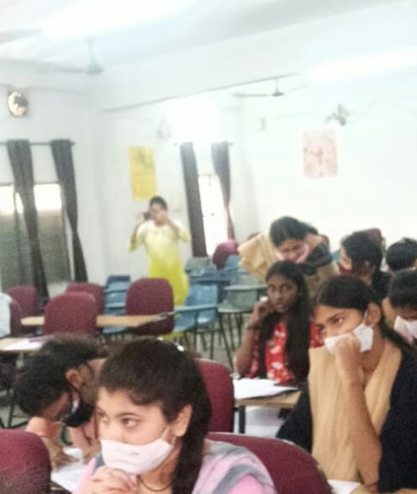 Rangareddy_nyks's tweet photo. Block level Declamation Contest Competition on Patriotism &amp; Nation building at Rishi MS institute of engineering and technology for Women, Kukatpally, Rangareddy Dist.
#nyks  #NYKSINDIA #declamation #declamationcompetition #declamation🗣️ #nyksdeclamationcontest #nyksrangareddy https://t.co/l7TQkZCSUS