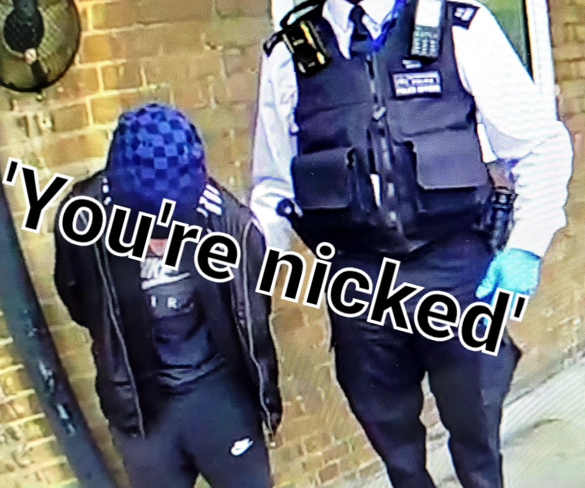 MPSBoroughBank's tweet photo. 5 x #stopandsearch #WebberStreet @se1 = 1 x male youth arrested for possession of #cannabis (10 x snap bags of weed) https://t.co/3Znl9SLqif