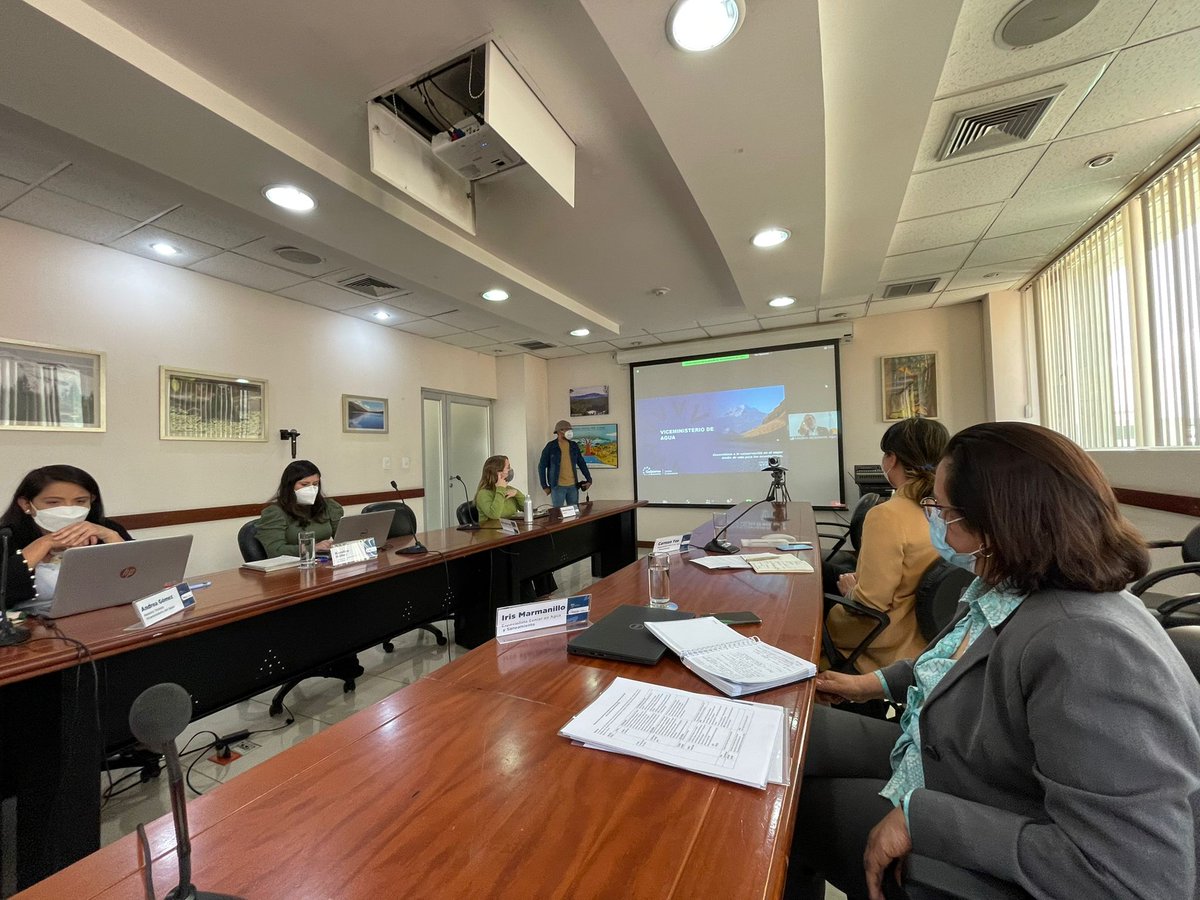 SoyJCAlvarez's tweet photo. Estamos muy contentos de poder participar en la implementación de su agenda y de la #TransiciónEcológica @Ambiente_Ec. Desde @BancoMundialLAC es muy importante explorar oportunidades en las que podamos ofrecer algún tipo de colaboración. https://t.co/ndphmfwK4N
