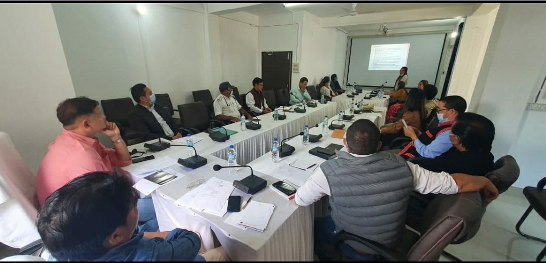 tamephassangBJP's tweet photo. Chaired a meeting this afternoon on implementation of support to urban street vendor components of day -NULM. It will provide a new opportunity to address the livelihood concerns of urban street vendors by facilitating self-employment and access to emerging market opportunities. https://t.co/TUizZMcj5L