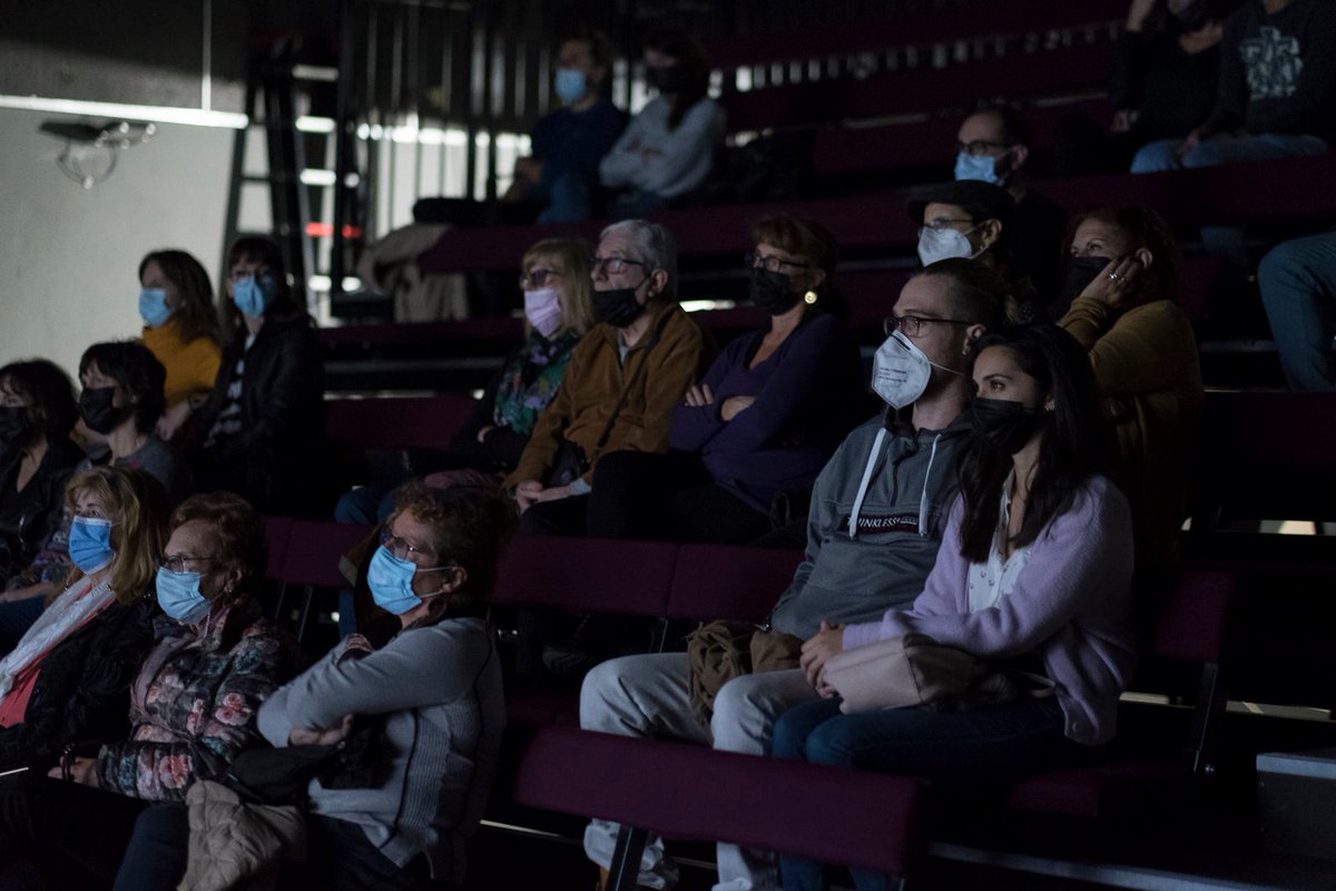 rosfilmfestival's tweet photo. ROS2021 goes on! Here, some images from the screening of REAL ROBOTS shortfilms cathegory
#ros2021 #degreesoffreedom #shortfilmfestival
Foto: CarOl DiegO PhotO
@QuoRevista @FECYT_Ciencia @l_caleidoscopio https://t.co/1UBKNlrGAb