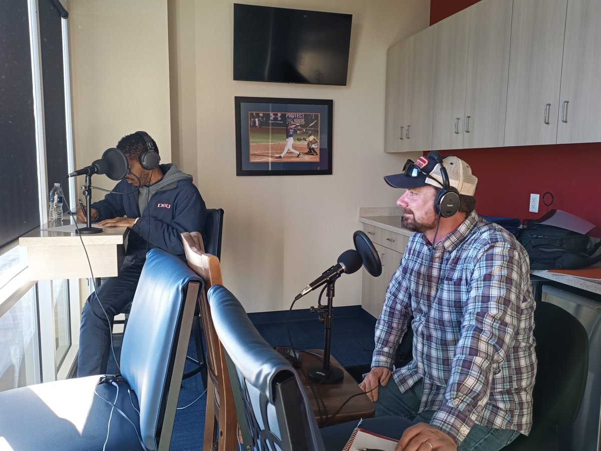 luckyle_11's tweet photo. Glad to sit and talk with Jeff and Jessica on The Testament podcast this morning! Great convo and storytelling. #stepforstep #illdropthelinksoon https://t.co/Gx91EtfK0A