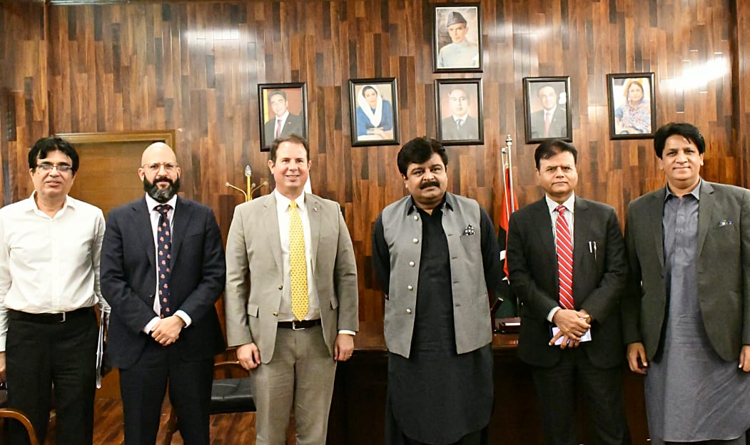 SELD_Sindh's tweet photo. Today on 15th November, 2021, Minister Education @MinisterEduGoS Sindh Syed Sardar Ali Shah @sardarshah1 & Secretary #SELD Government of Sindh Mr. Ghulam Akbar Laghari @AkbarLaghari5 discussed the progress of #USAID supported #SindhBasicEducationProgram with the https://t.co/AZ8hSRu3TY