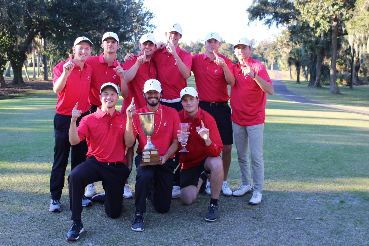 ucclubgolfteam's tweet photo. NATIONAL CHAMPIONS! Thanks to the @NCCGA and @PalmettoDunesSC for a great weekend! Congratulations to individuals Josh Eiser (71-76) and  @justinhorn72 (73-76) for placing individually as well! @CStykemain @justinhorn72 @zach_wengerter @acdrummond @NeilAugustine1 @liam__millen https://t.co/zReafYxDLB