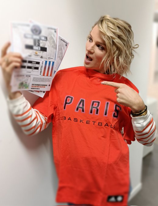 lequipedusoir's tweet photo. 🚨ALERTE CADEAU🚨

@francepierron vous fait gagner un t-shirt de @ParisBasketball + 2 places pour Paris Basketball - Roanne ce mardi 16 novembre à 20h 😍

Pour les gagner, RT + FOLLOW @lequipedusoir 📲

#EDS @lachainelequipe https://t.co/GHr5CVVjXA
