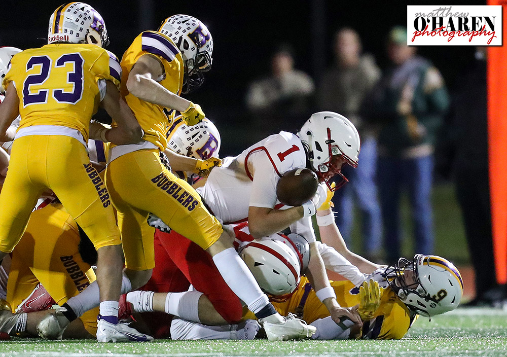 moharenphoto's tweet photo. .@BubblerFootball dominate with a 35-7 win over the @HASDhawks in the @piaadistrict3 3A semifinals Friday evening at Ecker Field. @PennLive @pasports @Pa_Preps @pennhsfootball @GoBubblers @South_Middleton #GoBubblers #bubbletown #bubblerfootball #highschoolfootball #pahsfootball https://t.co/8Yi1L0z2s3