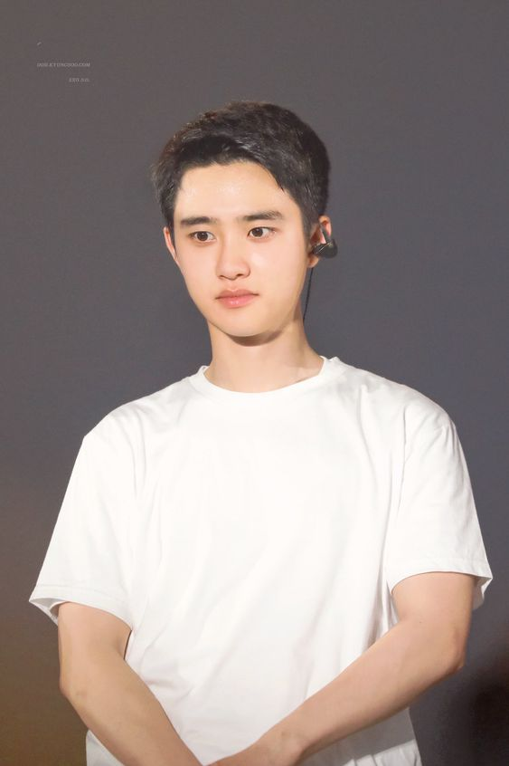 hourlykyungsoo's tweet photo. #DohKyungsoo #DO(D.O.) #도경수 
#디오 #엑소디오 #EXO @weareoneEXO https://t.co/wgyCmYIQMx