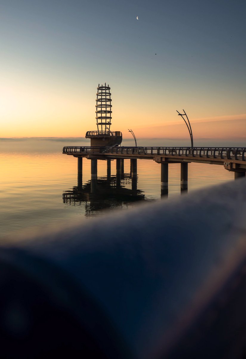 DntVldz's tweet photo. Peaceful Mornings
Before photography, I used to find it hard to wake up early mornings. This is what I’ve been missing all those times.
#burlington #brantstreetpier #sunrises https://t.co/ipXzldnROJ