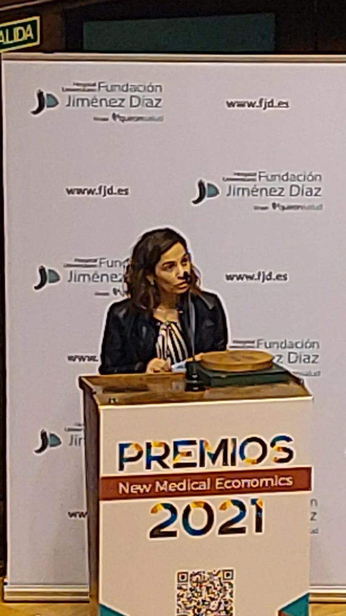 #premiosNME2021, MAPFRE recibe el premio a la mejor aseguradora de servicios sanitarios que otorga la revista NME. Encantada de recogerlo. Enhorabuena a todos los compañeros que trabajan en el ramo