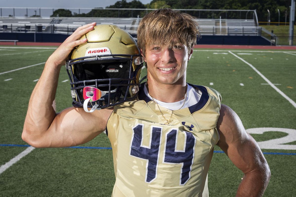 pennhsfootball's tweet photo. Milton Hershey’s Dion Bryant, Bishop McDevitt’s Ryan Russo highlight Mid-Penn Keystone football coaches’ all-star picks https://t.co/SAFKbWkvIQ https://t.co/L6hkvcpZdU