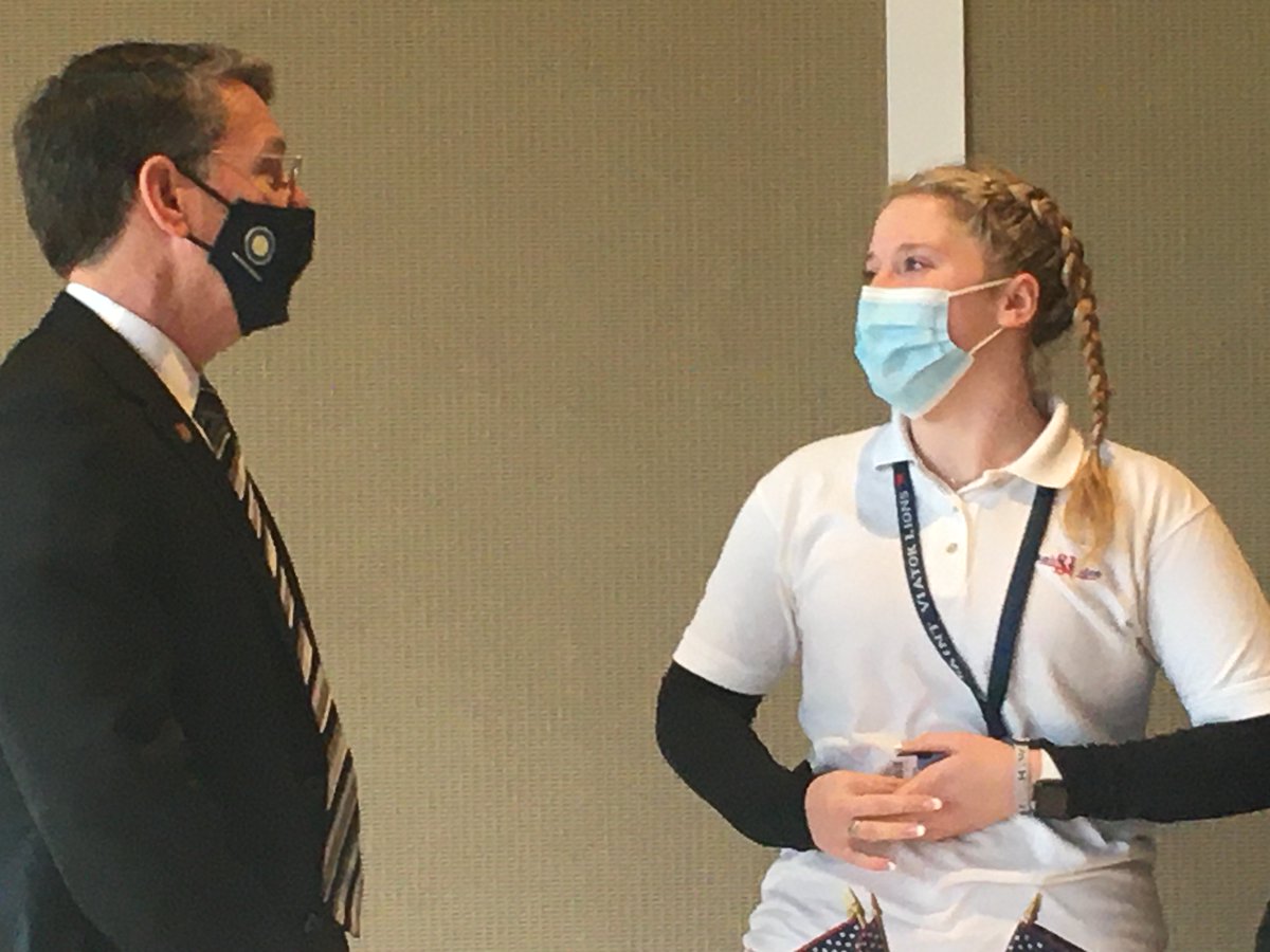 This morning <a href="/SaintViatorHS/">Saint Viator HS</a> students Julia Benkendorf, Madeline Dauphin, Quentin Perry and Chris Rapala participated in a panel discussion about writing the vet book, War on Terror. THX <a href="/WheelingTwsp/">Wheeling Township</a> for hosting and a special shoutout to all of the vets that attended the event!