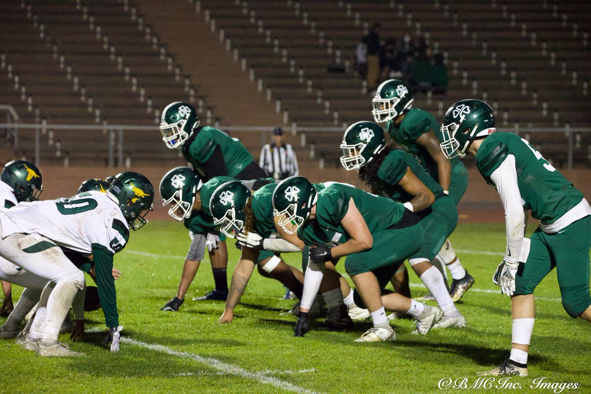 FIVE Days until the Defense takes the field against Mountain View HS 

Saturday 6pm Kezar Stadium 

ALL GREEN <a href="/sb_saucy/">Silas Bahlibi</a> <a href="/BruceUperesa/">Bruce Uperesa</a> <a href="/benny_hatch/">Benny Hatch</a> <a href="/FatuJordan/">Jordan Fatu</a> @th3reald3 <a href="/JerryMixon8/">Jerry Mixon</a> <a href="/evans_antoine/">Coach Antoine Evans</a>