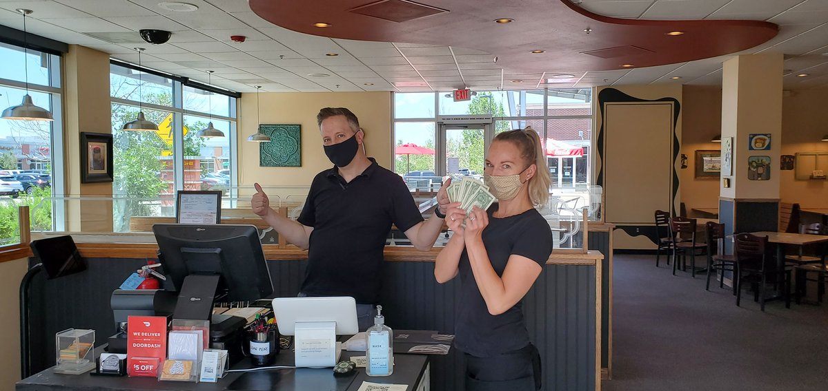 ToastFineFood's tweet photo. We are looking for full time cooks, and a host. Offering competitive pay, great morning hours, a shift meal, and weekly payroll. https://t.co/arJxSTOAyM https://t.co/tEa6MQmvlg