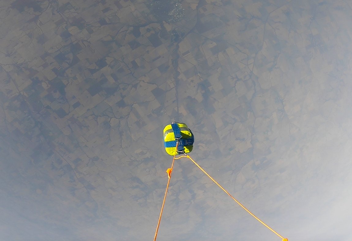 OPS_Sciences's tweet photo. @ThePocketLab @OPS_RMMARRS First look at onboard @GoPro footage recovered from this morning's #highaltitudeballoon #OPSHAB98 @OPS_RMMARRS https://t.co/xAnjYj7GiB