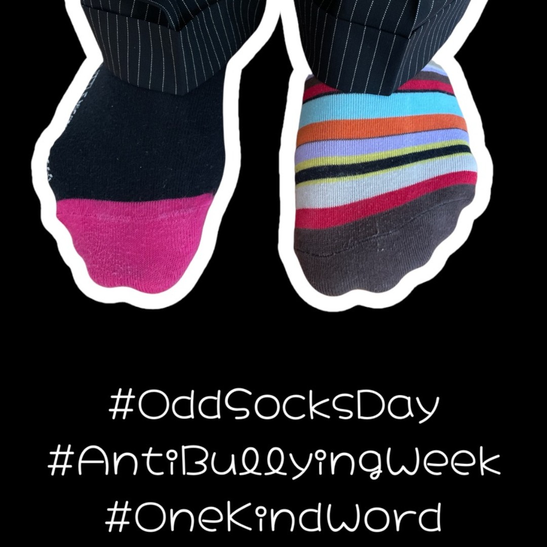 BiteMeTonic's tweet photo. I'm wearing Odd Socks for #OddSocksDay to mark the start of #AntiBullyingWeek. Join me in highlighting this important issue, post a picture in your odd socks!
@abaonline @andyoddsock #onekindword.
Get involved at https://t.co/UudQ7XPe6s https://t.co/O8wAQBussf