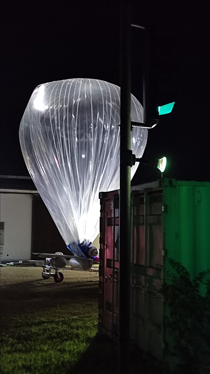 Green light for the 13th #Strateole2 flight tonight. Stars above us, convection approaching from the east.
<a href="/IPSL_outreach/">IPSL 🌍</a> <a href="/latmos_ipsl/">LATMOS</a> <a href="/Scripps_Ocean/">Scripps Institution of Oceanography</a> <a href="/meteofrance/">Météo-France</a>