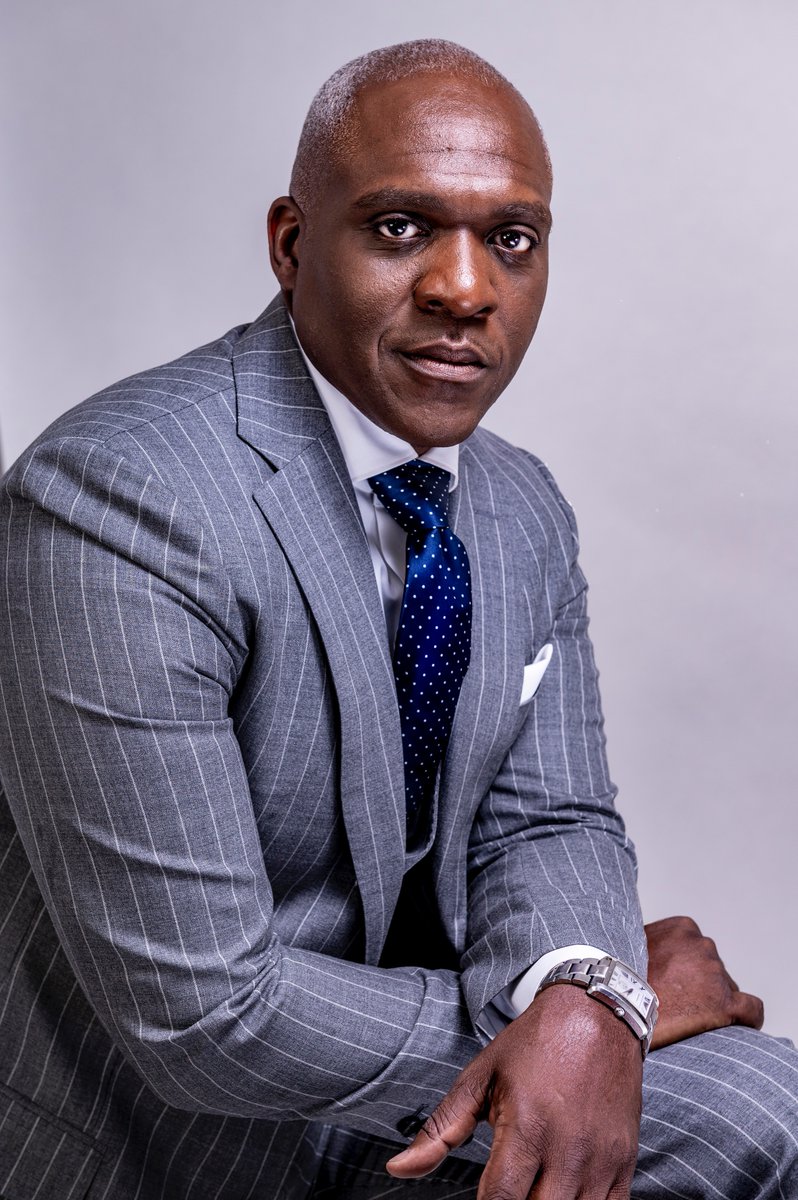 howardlawschool's tweet photo. The @MLBPA and the Office of the Commissioner recently selected @howardlawschool Adjunct Professor John Woods to serve as a salary arbitrator, in which he will adjudicate salary disputes between @MLB players and teams beginning the 2022 season. 
#HUSL https://t.co/VtWe2x9xFA