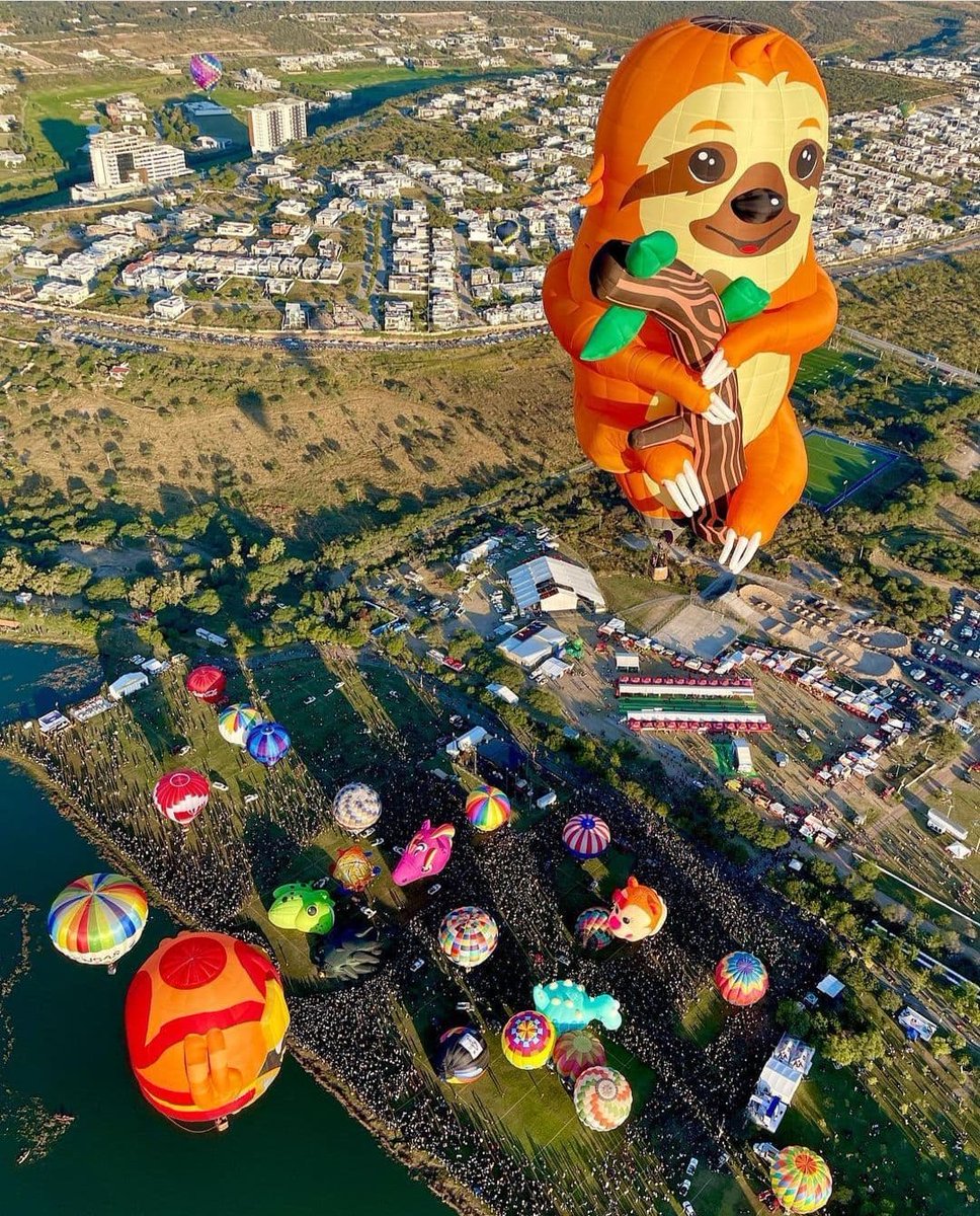 Leonmxoficial's tweet photo. Esto es parte de lo que se ha vivido en el @figleon y no podemos dejar de compartir estás postales espectaculares🤩...
Gracias por seguir compartiendo con nosotros 🙏👏
Está fiesta es de todos desde #LeónMx!!!
#GOFIG
📸@mxdroneando
@gerardomenmar
@soyalessrojas
@johnpetrehn https://t.co/rlUsjTM4Cr