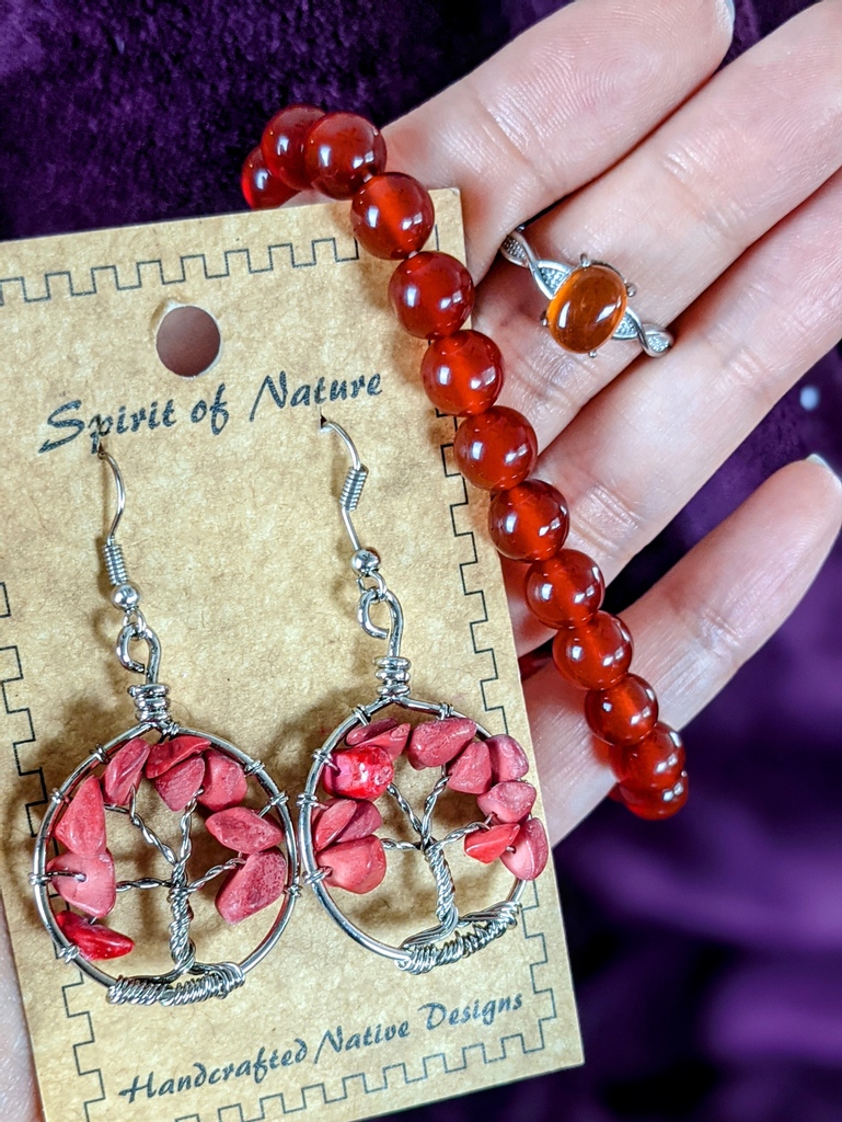 theelightwithin's tweet photo. Congratulations @sarahescottphotography for winning
today's jewelry set giveaway! You won a Carnelian Bracelet, Red Agate Ring and Coral Tree of Life Earrings. Thank you so much for participating. Make sure to follow remember to visit https://t.co/ePDPOTTKBQ #theelightwithin https://t.co/PISRd0PXpo