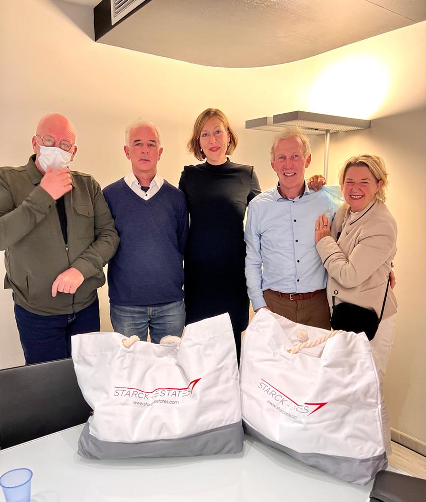 StarckEstates's tweet image. Endlich ist es soweit und Rob &amp;amp; Hennie vom Restaurant und Casa Rural “Can Sueño” haben Ihr Anwesen glücklich mit Starck-Estates veräußert. 🤩
Wir gratulieren unseren niederländischen 🇳🇱 Käufern zum neuen Objekt und freuen uns auf ein Wiedersehen 🥂☺️

👉starck-estates.com/de/properties/…