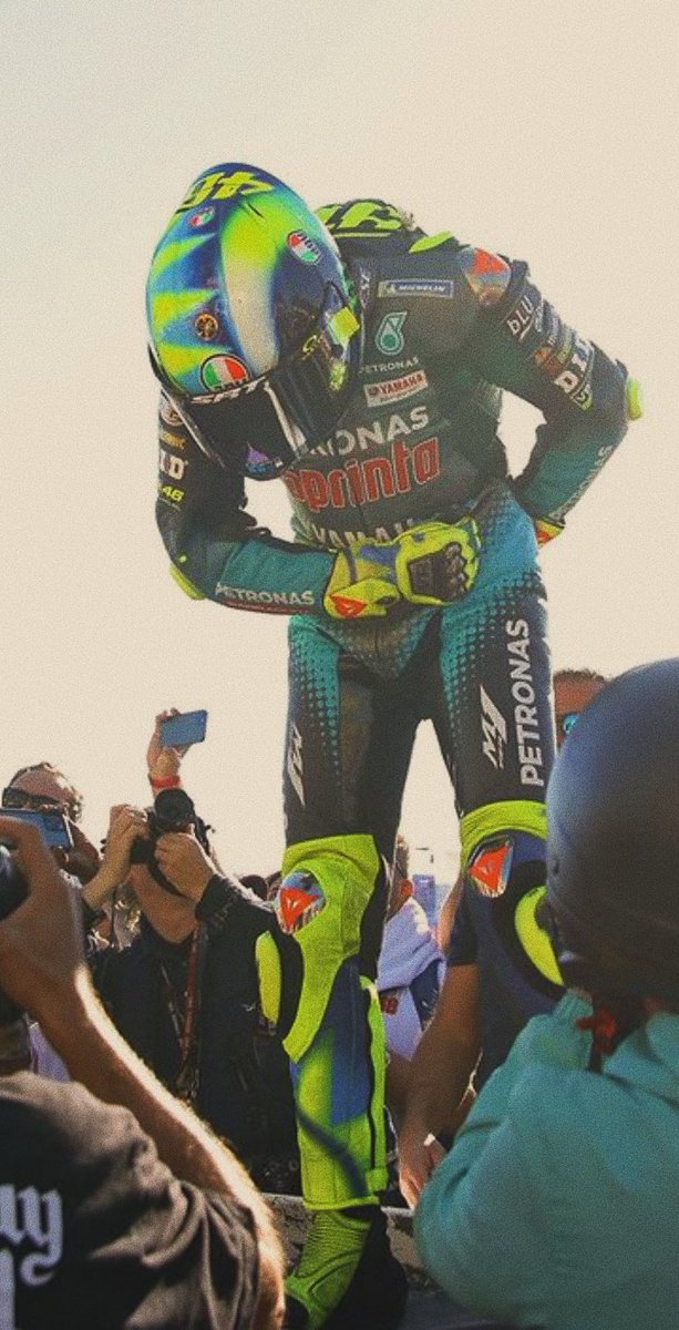 bernabeupaula21's tweet photo. #ValenciaGP 2021 

📍Circuit Ricardo Tormo, Valencia https://t.co/p2XENjNlkF