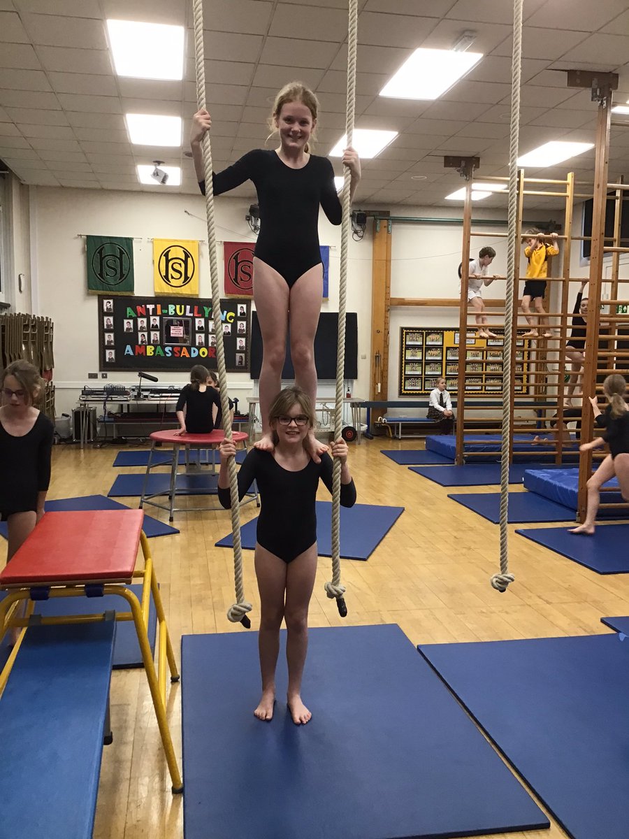 Year 5&6 were very buzzy 🐝 in their Gymnastics lessons today, being creative in pairs and groups on large apparatus. #gymnastics #buzzylearning #sthilarysschool #prepschoolsurrey #godalming @StHilarysSchool @Get_Active_UK @GetSet4PE @iapsuksport @ActiveSchoolsAS @bsporty1