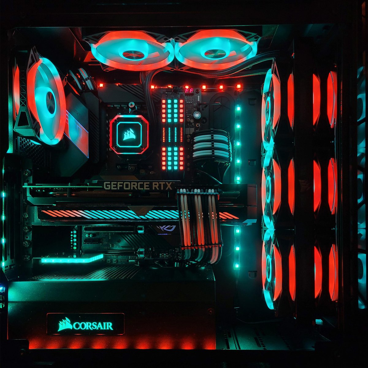 CORSAIR's tweet photo. This teal and red build is eye catching! Which two colors do you love to use with your build?

📷 Anxiety_over_9000 https://t.co/KUrUZ065On