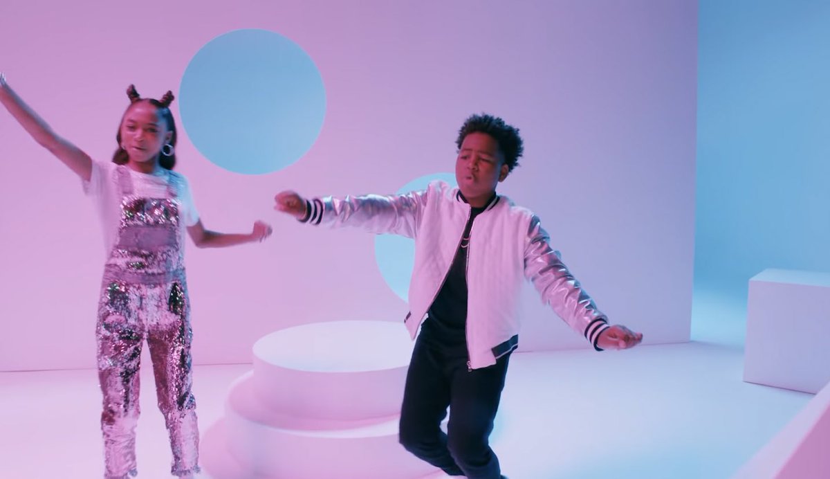 Pop Crave tweet media