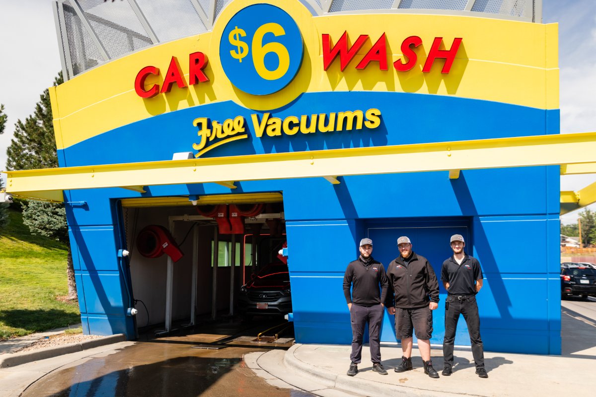 We’re committed to local volunteer efforts, eco-friendly initiatives, and customer packages that center on affordability. #ColoradoExpressCarWash #ColoradoExpress #ColoradoExpressLakewood #CleanCar #LakewoodCars #FreeVacuums #CarWash #PetFriendly