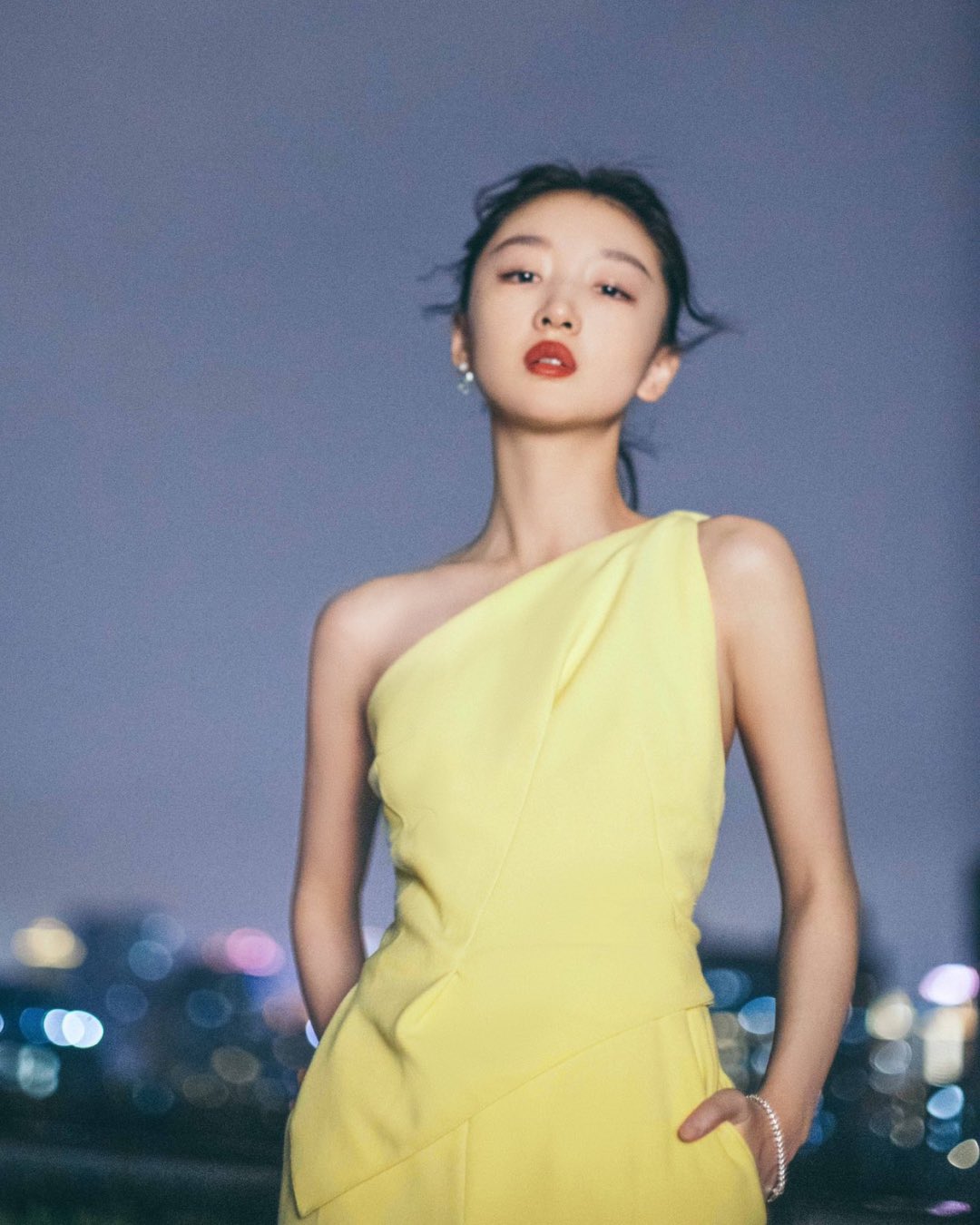 Roland mouret yellow dress 2025