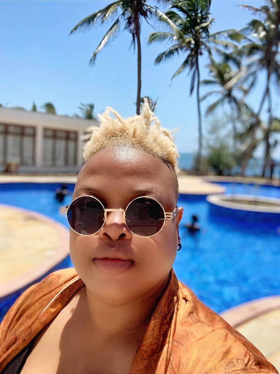 zainabSULE's tweet photo. Done Kenya three times in a row and to think I’d never visited Mombasa? Gawd!. Never happening again. Awesome time with the @yndubi @masaikta @ernestziro @PhylineJean 🤤🤤🤤🤤🤦‍♀️ https://t.co/rrOZwK8HnE