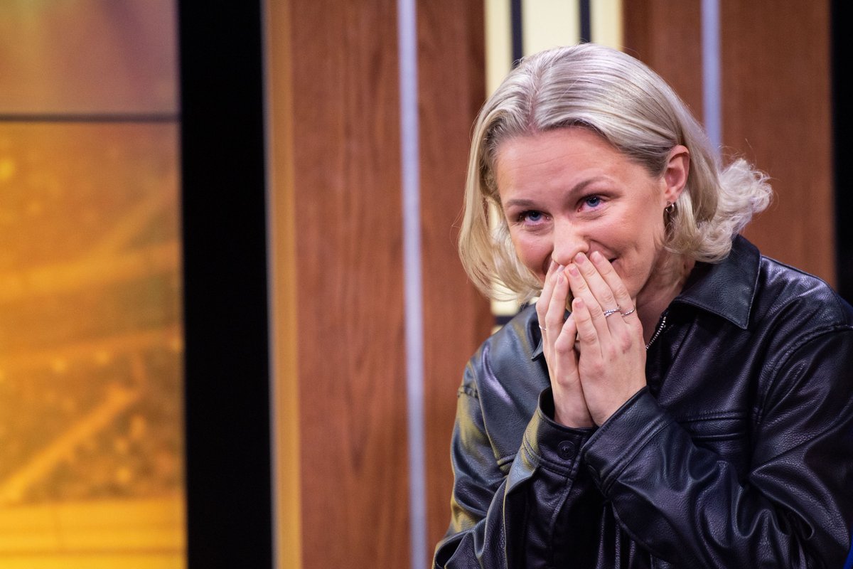 hammarbyfotboll's tweet photo. Årets genombrott i OBOS Damallsvenskan heter @Emilialarsson14! 👏

@_OBOSDamallsv | #Bajen https://t.co/94fwtg3sXQ