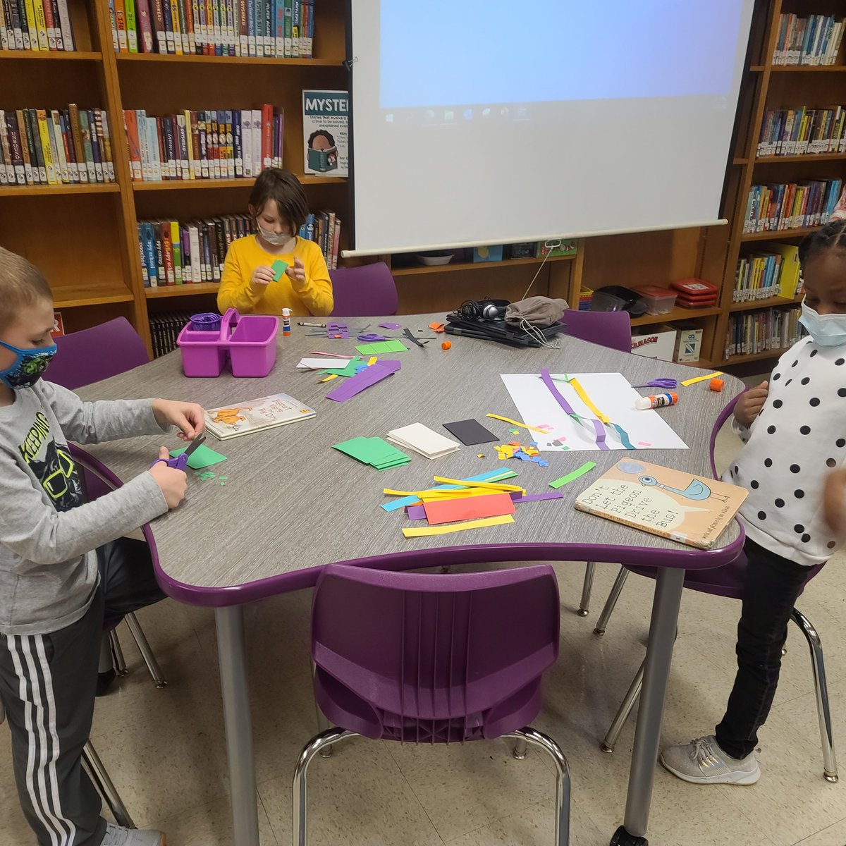 SOESlibrarylady's tweet photo. These firsties engineered their own paper obstacle course for Cassie, Wing, and Ollie after reading The Great Turkey Race! #storySTEAM #bcpslms https://t.co/F0LhQOwdPd