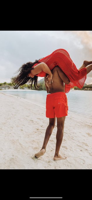 Watch Jordyn Woods's leaked NSFW photo on TwXstars