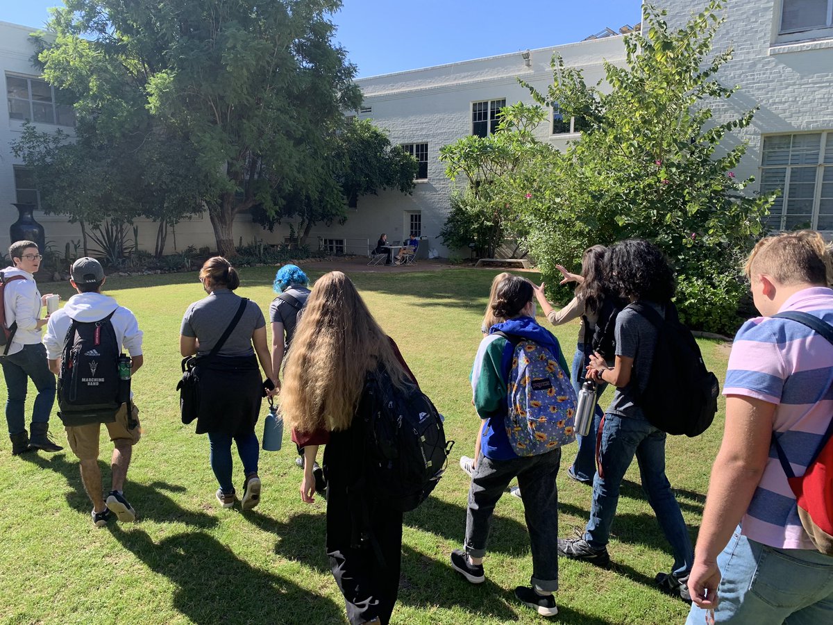 RMHS_APResearch's tweet image. Thank you @ASUResearch and Hayden Library Research Librarians for their wealth of knowledge, support in navigation of databases and for being awesome! Great opportunity for our AP Research Students and Biomedical Research Methods Students. Even got to see the secret garden!