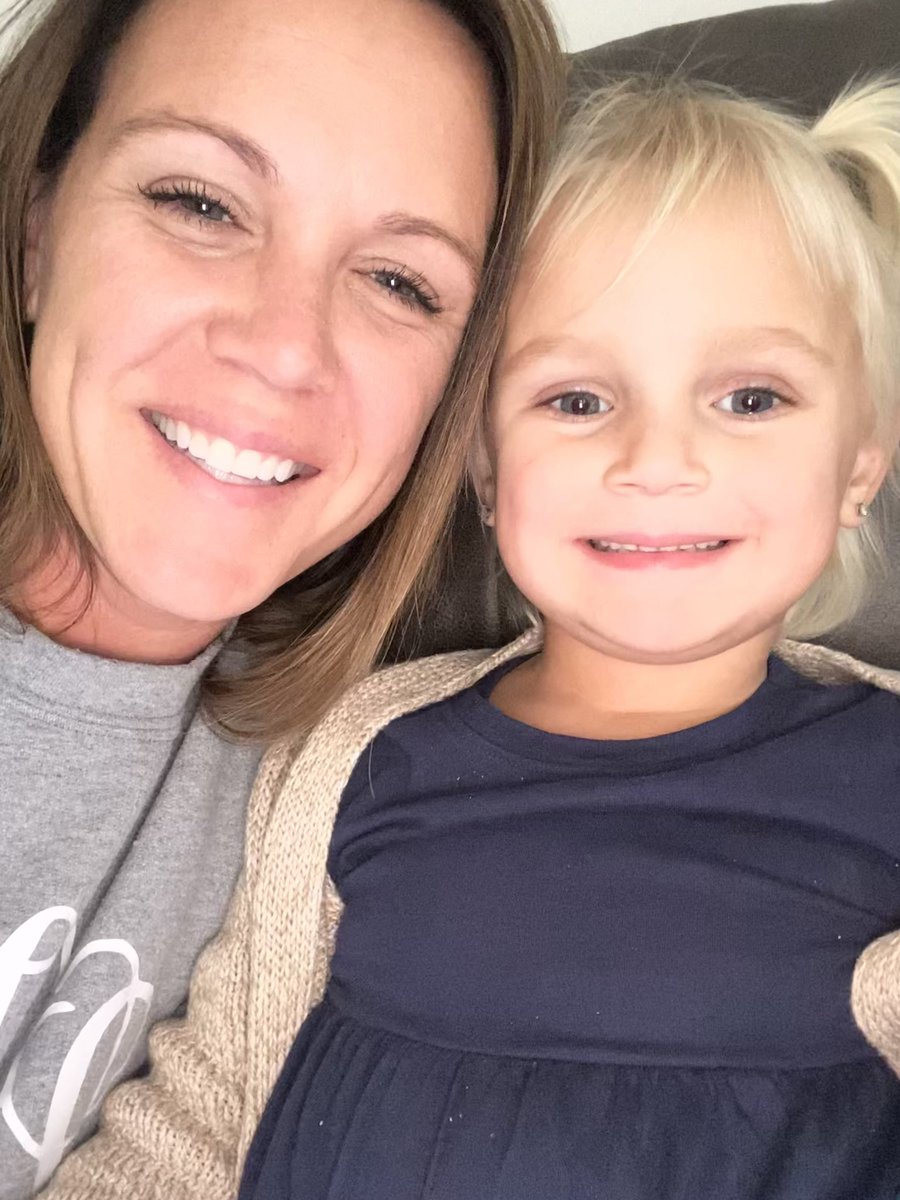 reneeweddle's tweet photo. Cannot even believe this little girl is 4 years old today! 💕☀️ #brbcrying https://t.co/atUo8fI238