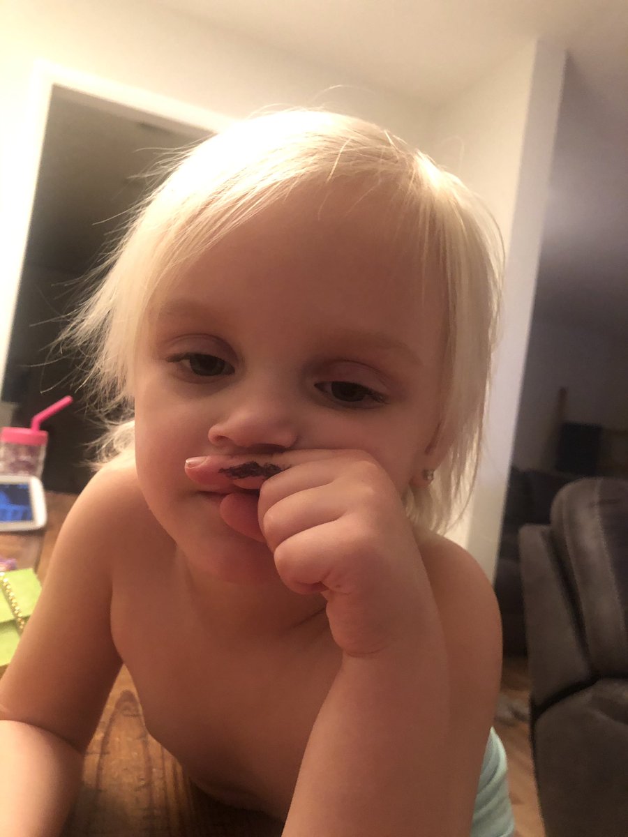 reneeweddle's tweet photo. Cannot even believe this little girl is 4 years old today! 💕☀️ #brbcrying https://t.co/atUo8fI238