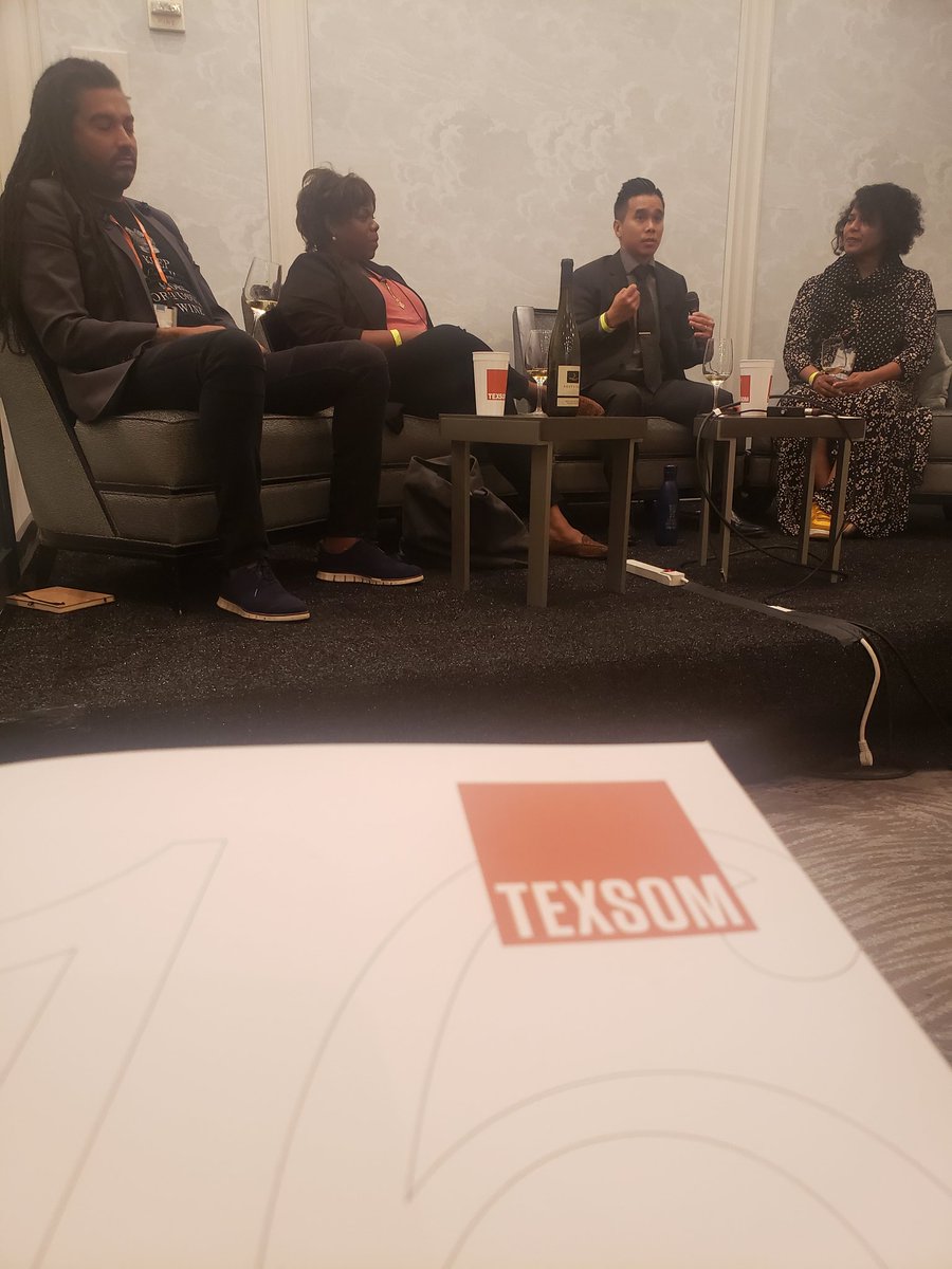 MTsereteli1's tweet photo. Very interesting panel discussing new forms of communication about #wines with @Nadinewinebrown and other wonderful wine and #art people at @TEXSOM @nbrockett #Teliani #Georgian #cradleofwine https://t.co/8EcntBVtTw