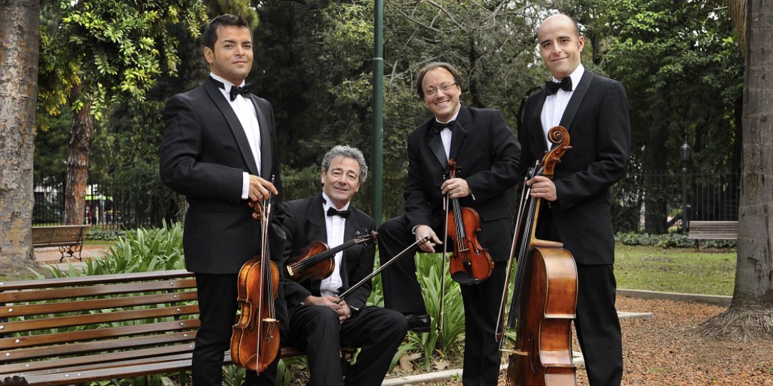 The <a href="/CUARTETOGIANNEO/">CUARTETO GIANNEO</a> were named Best Chamber Music Ensemble 4 times by the Argentine Society of Music Critics.

Don't miss your chance see this incredible group play #Piazzolla's complete works for string quartet.

Watch LIVE on 23 Nov + on demand after 👉 onjam.tv/echoes-festiva…