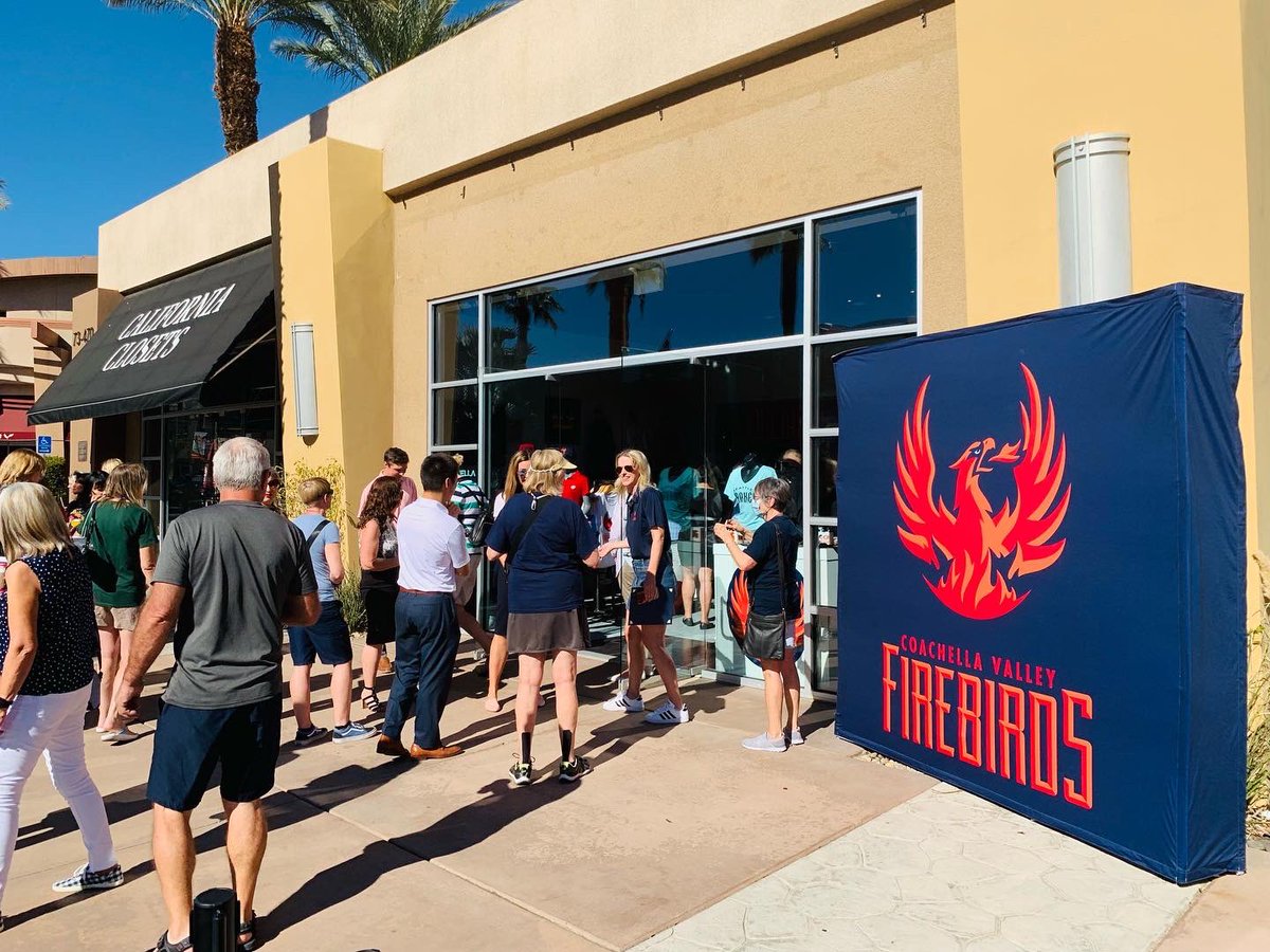 DesertSunSports's tweet photo. The @Firebirds opened their retail store today on El Paseo. Big turnout. https://t.co/rpcZBUzfCq