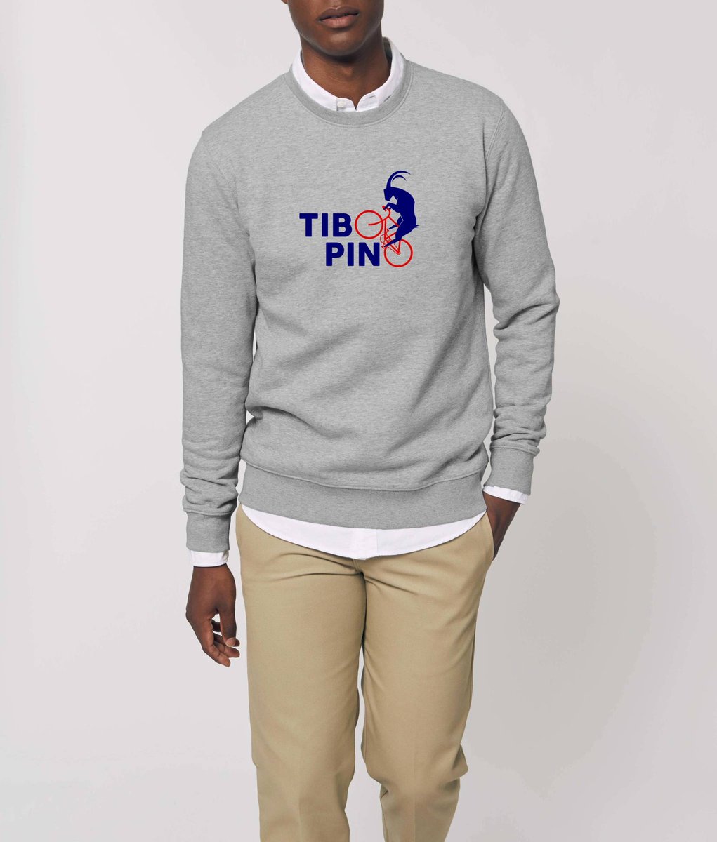 🎁 Si vous voulez glisser un sweat TiboPino au pied du sapin, vous avez jusqu'au 1er décembre pour le commander sur ref-store.fr🎄
⠀
🐐 Nous produisons à la demande, alors ne laissez pas passer l'occasion ➡️ cutt.ly/STxVs02 🎅

💙🤍❤️ <a href="/ThibautPinot/">PINOT Thibaut</a>